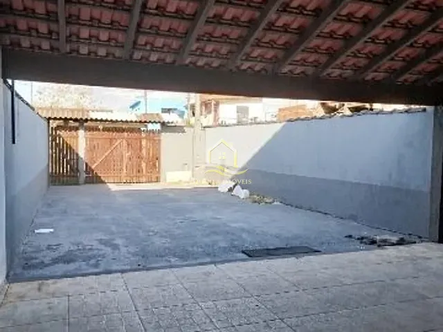 Casa 2 quartos e 2 banheiros, à venda, no bairro Boraceia em Bertioga