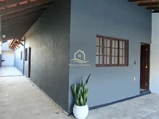 Casa 2 quartos e 2 banheiros, à venda, no bairro Boraceia em Bertioga