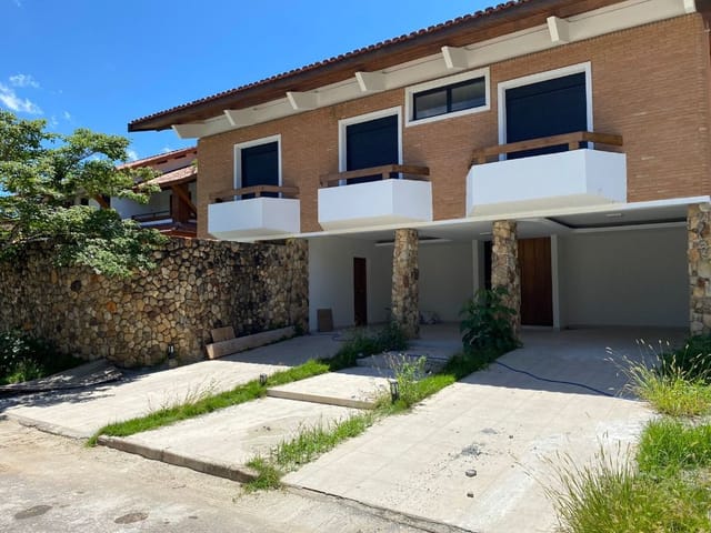 Foto do Casa - Casa com 3 dormitórios à venda, 400 m² por R$ 2.660.000,00 - Jardim das Colinas - São José dos Campos/SP | RUSSI IMÓVEIS