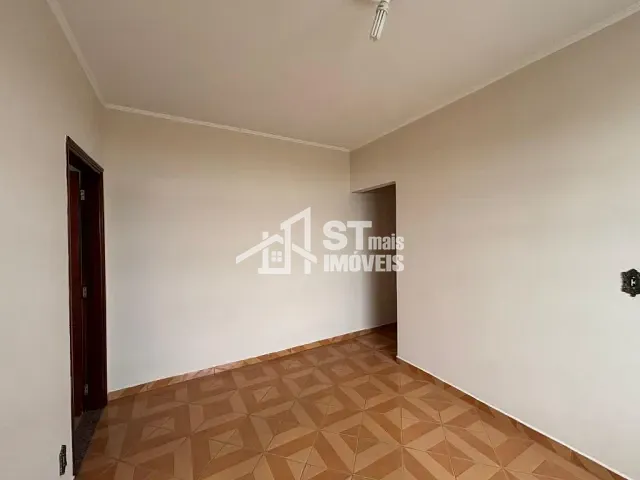 Casa com 150m² 3 quartos e 1 banheiro, à venda, no bairro Pirapitinga em Andradas