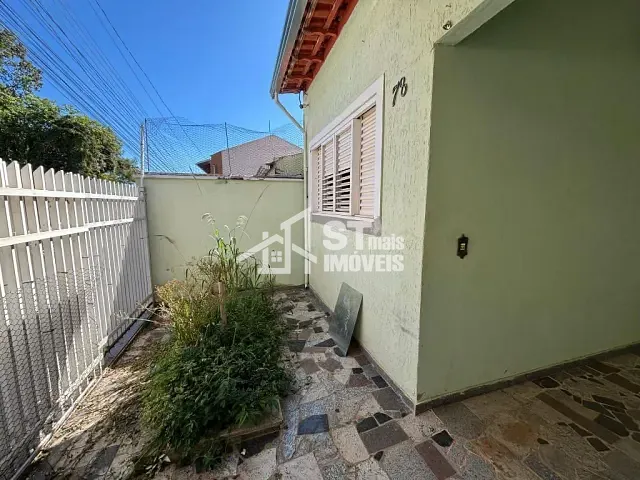 Casa com 150m² 3 quartos e 1 banheiro, à venda, no bairro Pirapitinga em Andradas