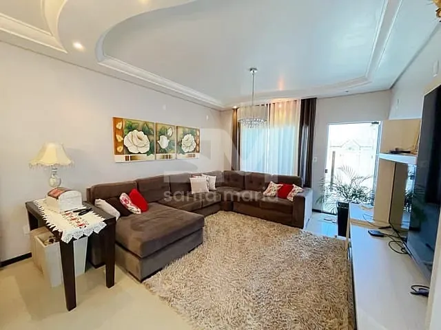 Casa com 900m² 4 quartos e 2 banheiros, à venda, no bairro Passo dos Fortes em Chapecó