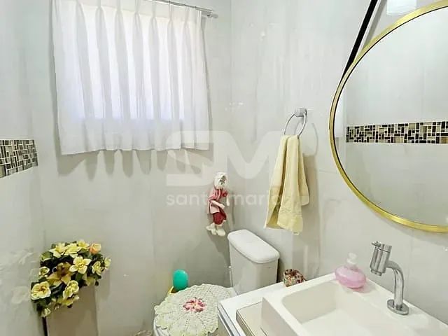 Casa com 900m² 4 quartos e 2 banheiros, à venda, no bairro Passo dos Fortes em Chapecó