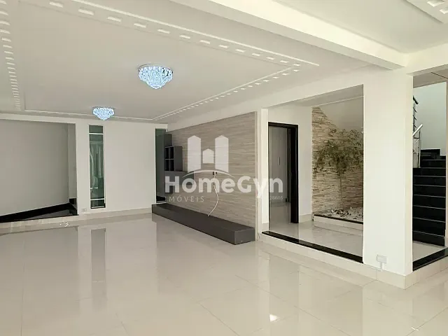Sobrado com 676m² 4 quartos e 5 banheiros, à venda, no bairro Residencial Alphaville Flamboyant em Goiânia