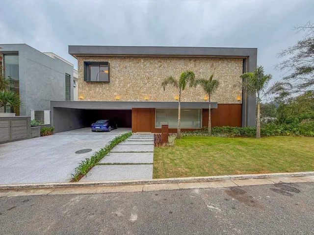 Casa com 576m² 5 quartos e 7 banheiros, à venda, no bairro Alphaville em Barueri