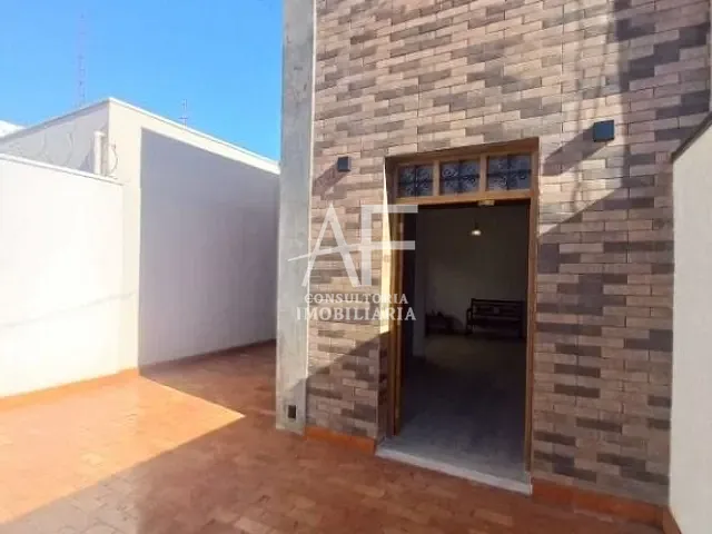 Casa com 172m² 2 quartos e 1 banheiro, à venda, no bairro Centro em Taubaté