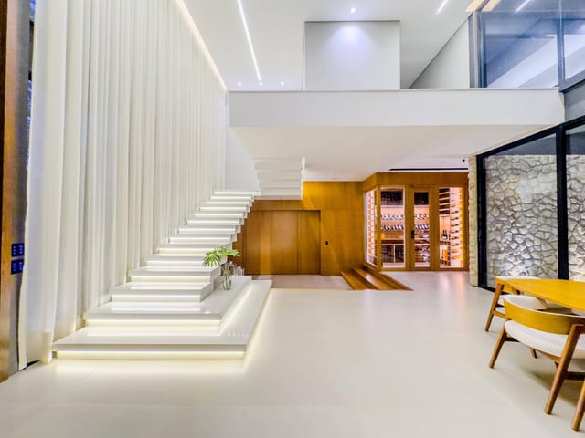 Casa com 600m² 4 quartos e 7 banheiros, à venda, no bairro Barra da Tijuca em Rio de Janeiro