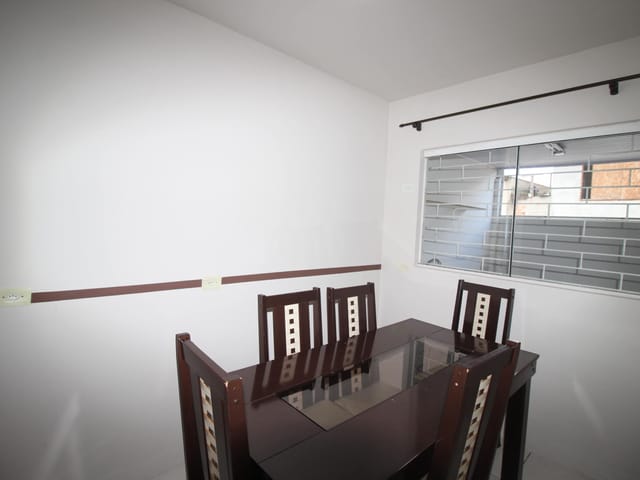Casa com 67m² 2 quartos e 2 banheiros, à venda, no bairro Oficinas em Ponta Grossa