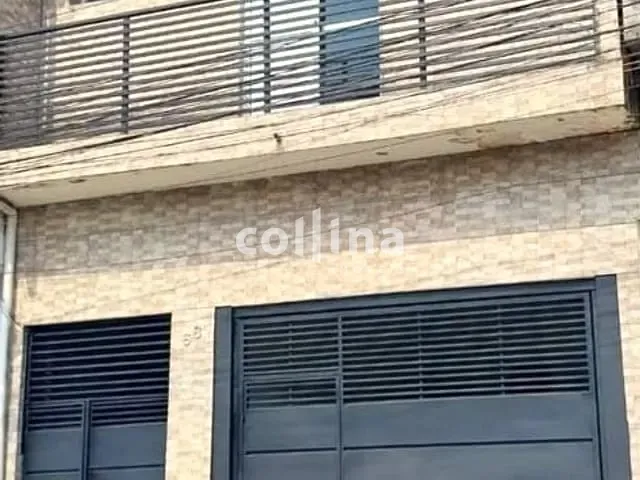 Casa com 250m² 4 quartos e 3 banheiros, à venda, no bairro Jardim Ana Estela em Carapicuíba