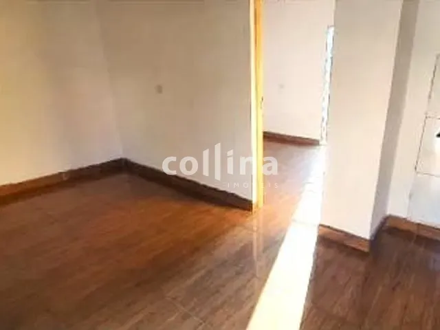 Casa com 250m² 4 quartos e 3 banheiros, à venda, no bairro Jardim Ana Estela em Carapicuíba