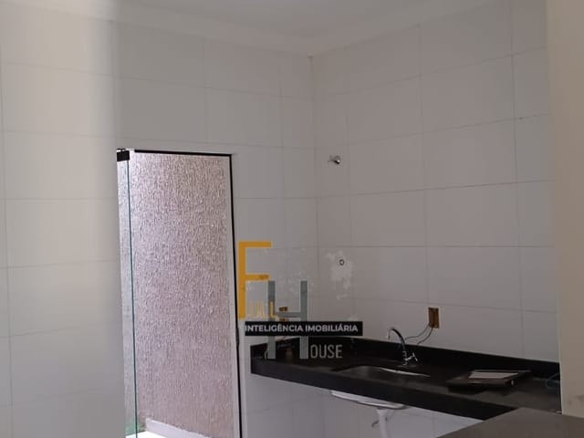 Casa com 115m² 2 quartos e 1 banheiro, à venda, no bairro Residencial Buena Vista I em Goiânia