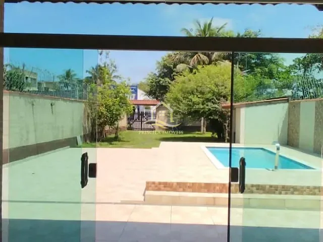 Casa com 400m² 3 quartos e 3 banheiros, à venda, no bairro Boraceia em Bertioga