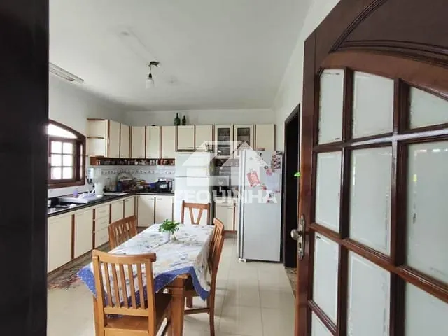Casa com 463m² 5 quartos e 4 banheiros, à venda, no bairro City Bussocaba em Osasco