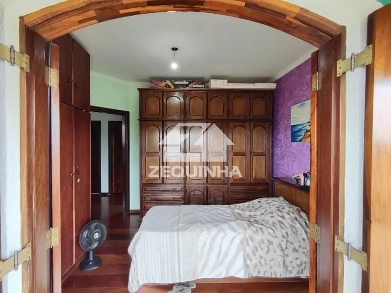Casa, 5 quartos, 302 m² - Foto 7