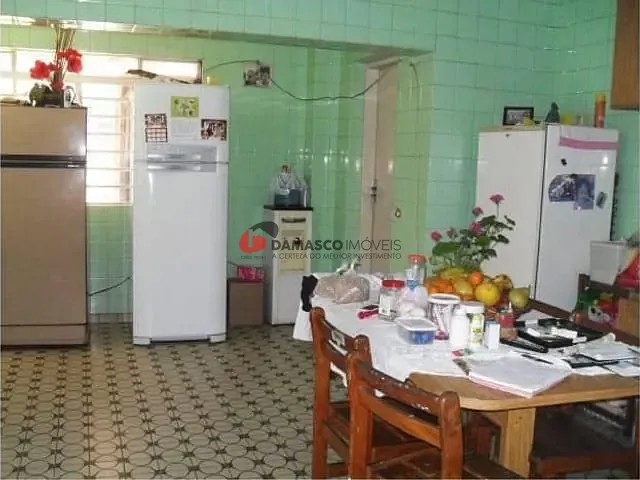 Casa com 600m² 4 quartos e 1 banheiro, à venda, no bairro Santa Maria em São Caetano do Sul