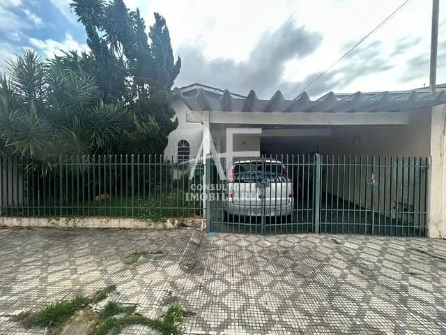 Casa com 250m² 3 quartos e 3 banheiros, à venda, no bairro Jardim Independência em Taubaté