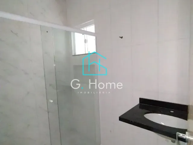Casa com 125m² 2 quartos e 2 banheiros, à venda, no bairro Colinas em Londrina