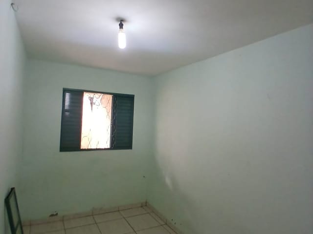 Casa 1 quarto e 1 banheiro, para alugar, no bairro Parque Valença I em Campinas