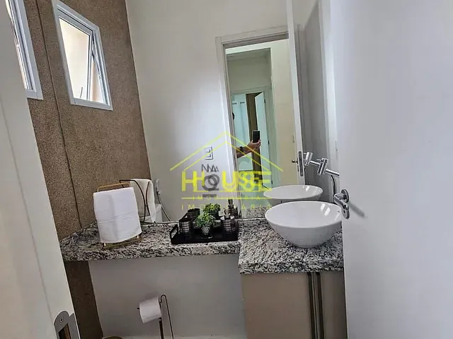 Casa com 200m² 2 quartos e 3 banheiros, para alugar, no bairro Centro em Bady Bassitt