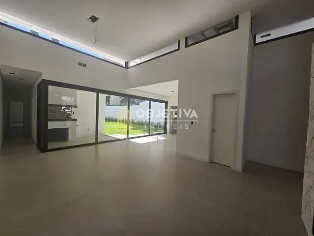 Casa com 319m² 3 quartos e 3 banheiros, à venda, no bairro Ideal em Novo Hamburgo