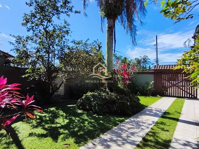 Casa com 450m² 4 quartos e 3 banheiros, à venda, no bairro Boraceia em Bertioga