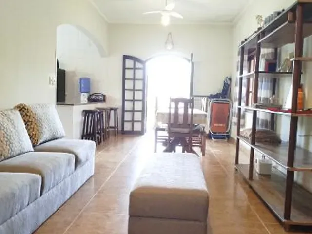 Casa com 450m² 4 quartos e 3 banheiros, à venda, no bairro Boraceia em Bertioga