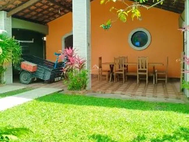 Casa com 450m² 4 quartos e 3 banheiros, à venda, no bairro Boraceia em Bertioga