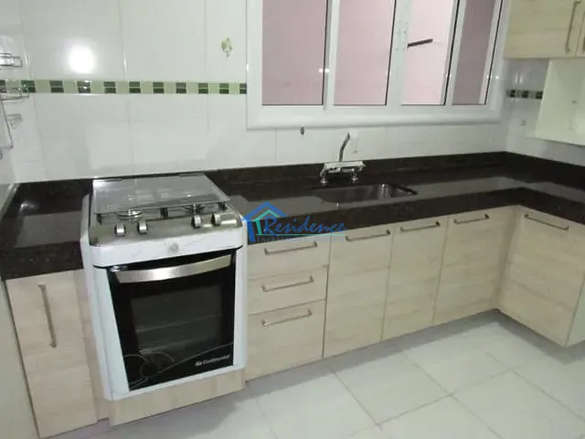 Sobrado com 300m² 4 quartos e 5 banheiros, para alugar, no bairro Jardim Pau Preto em Indaiatuba