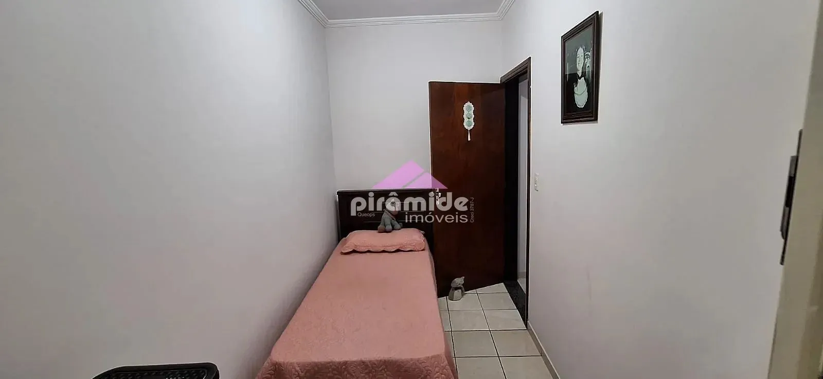 Casa, 4 quartos, 240 m² - Foto 19
