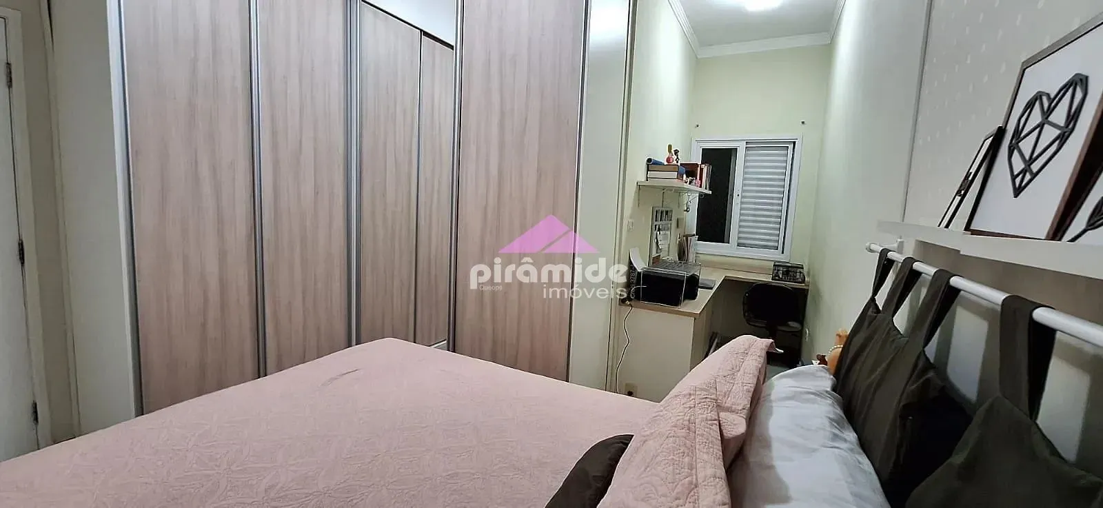 Casa, 4 quartos, 240 m² - Foto 20