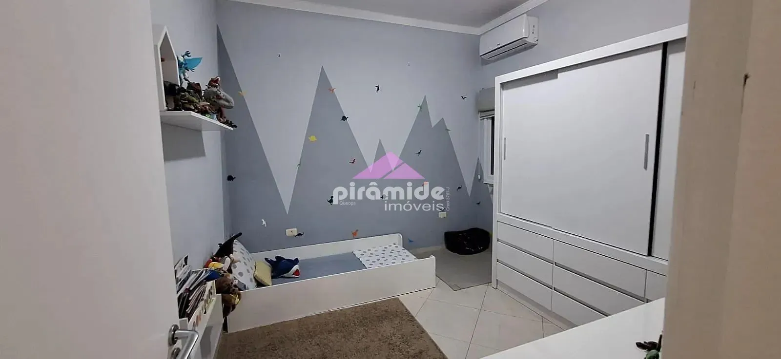 Casa, 4 quartos, 240 m² - Foto 10