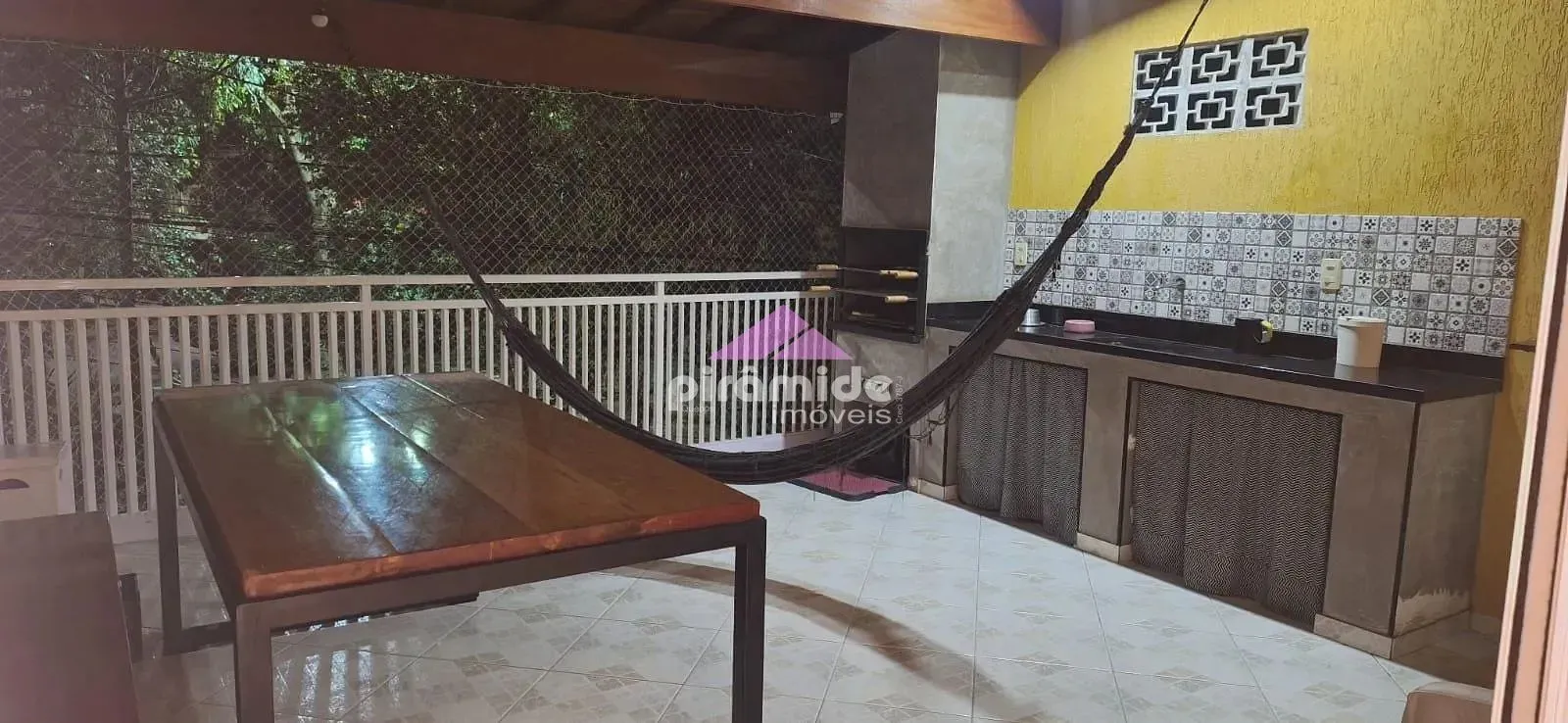 Casa, 4 quartos, 240 m² - Foto 11
