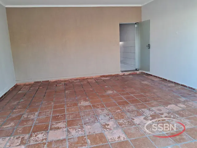 Casa 3 quartos e 1 banheiro, para alugar, no bairro Jardim Santa Rosa em Nova Odessa