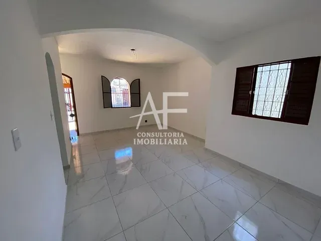 Casa com 250m² 2 quartos e 2 banheiros, à venda, no bairro Flor Do Vale em Tremembé