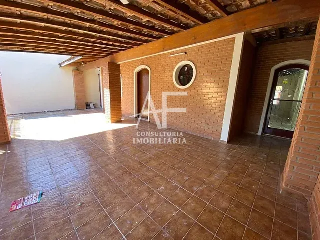 Casa com 250m² 2 quartos e 2 banheiros, à venda, no bairro Flor Do Vale em Tremembé