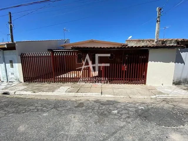Casa com 250m² 2 quartos e 2 banheiros, à venda, no bairro Flor Do Vale em Tremembé