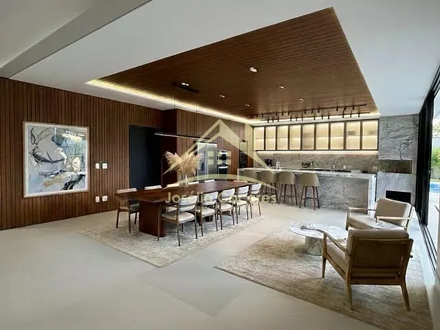 Casa com 720m² 4 quartos e 6 banheiros, à venda, no bairro Morada dos Nobres em Cuiabá