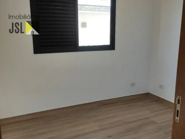 Casa com 250m² 3 quartos e 1 banheiro, à venda, no bairro Guamirim em Caçapava