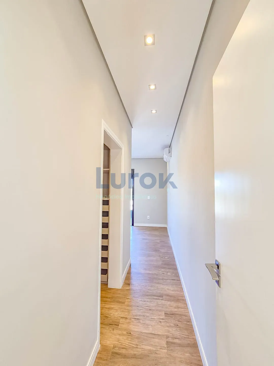 Casa, 3 quartos, 245 m² - Foto 16