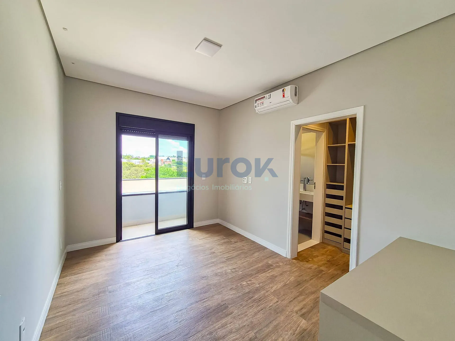Casa, 3 quartos, 245 m² - Foto 11