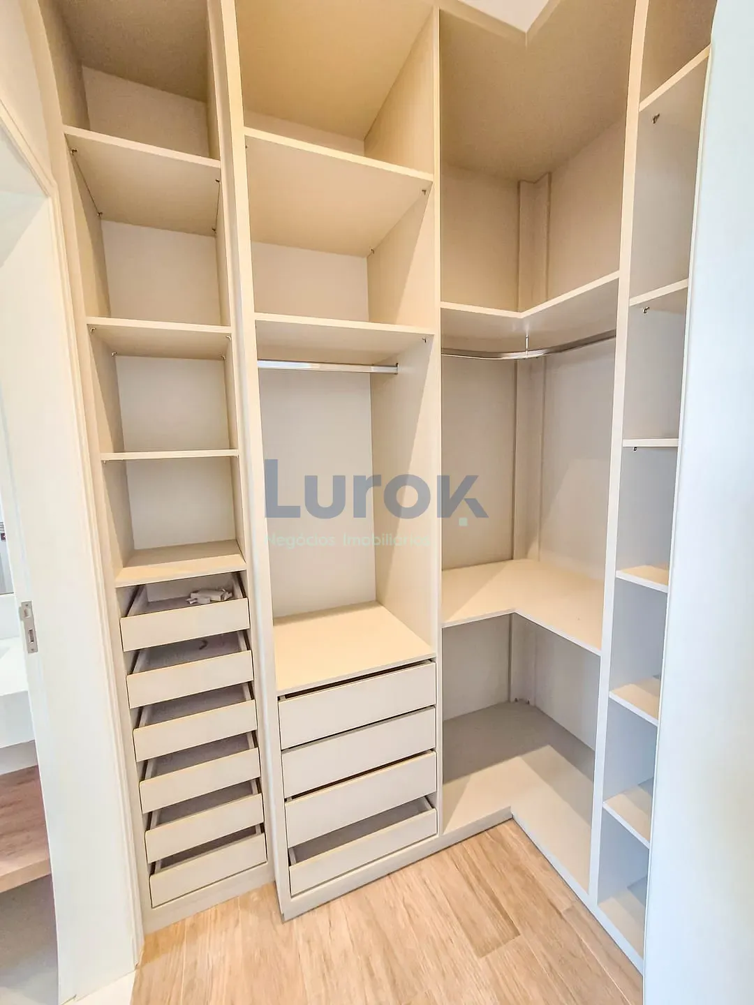 Casa, 3 quartos, 245 m² - Foto 14