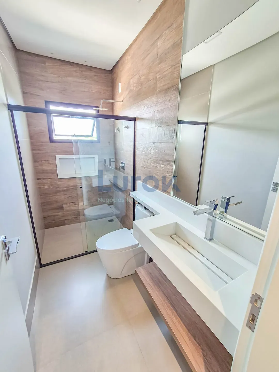 Casa, 3 quartos, 245 m² - Foto 15