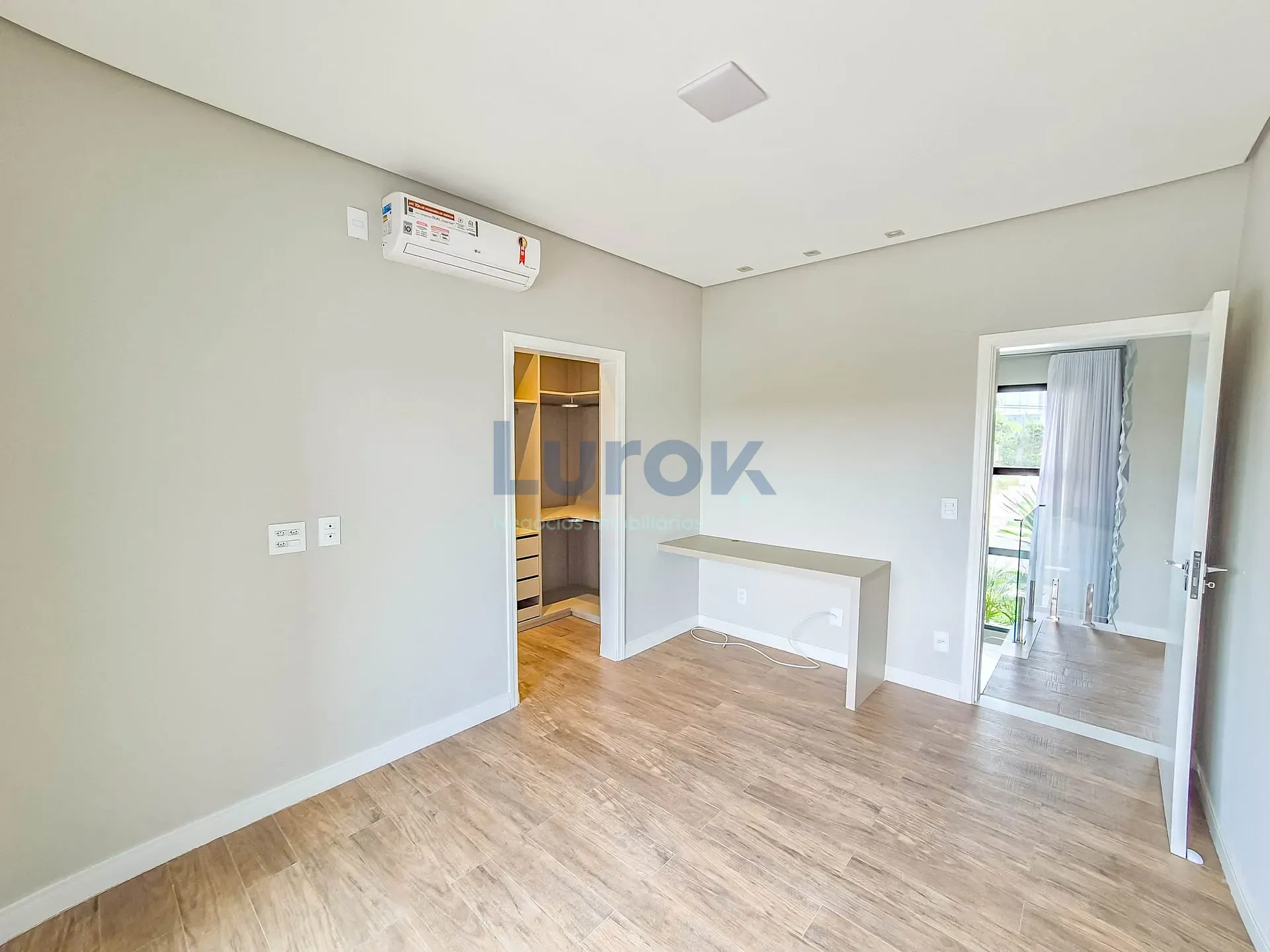 Casa, 3 quartos, 245 m² - Foto 13