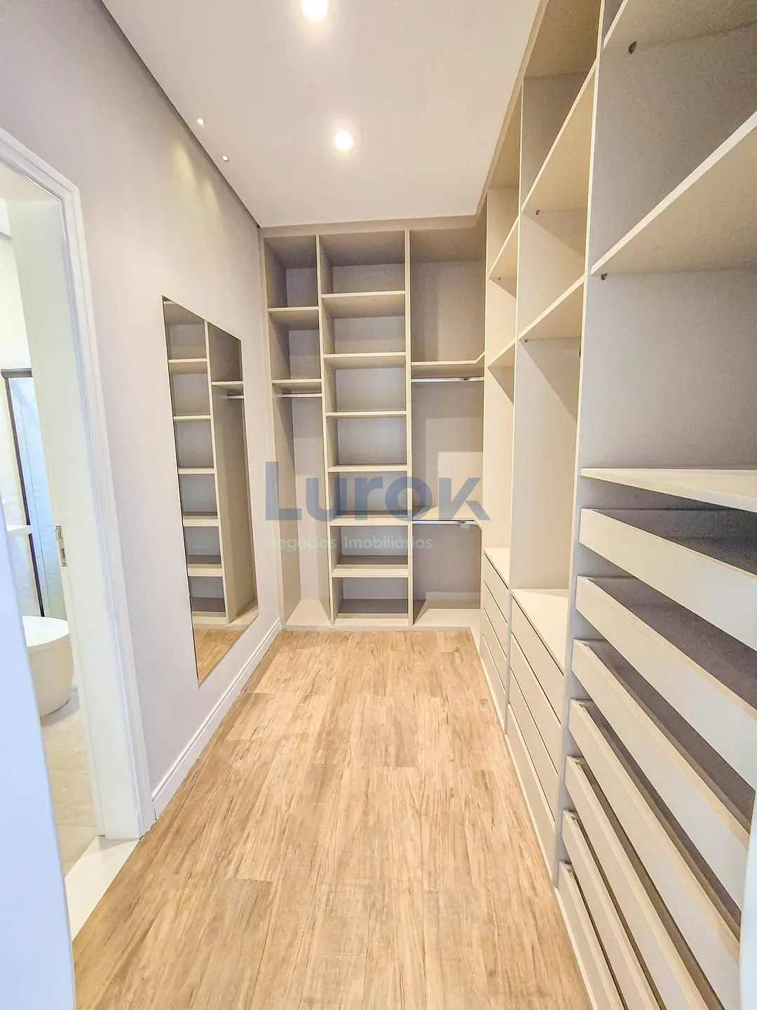 Casa, 3 quartos, 245 m² - Foto 18