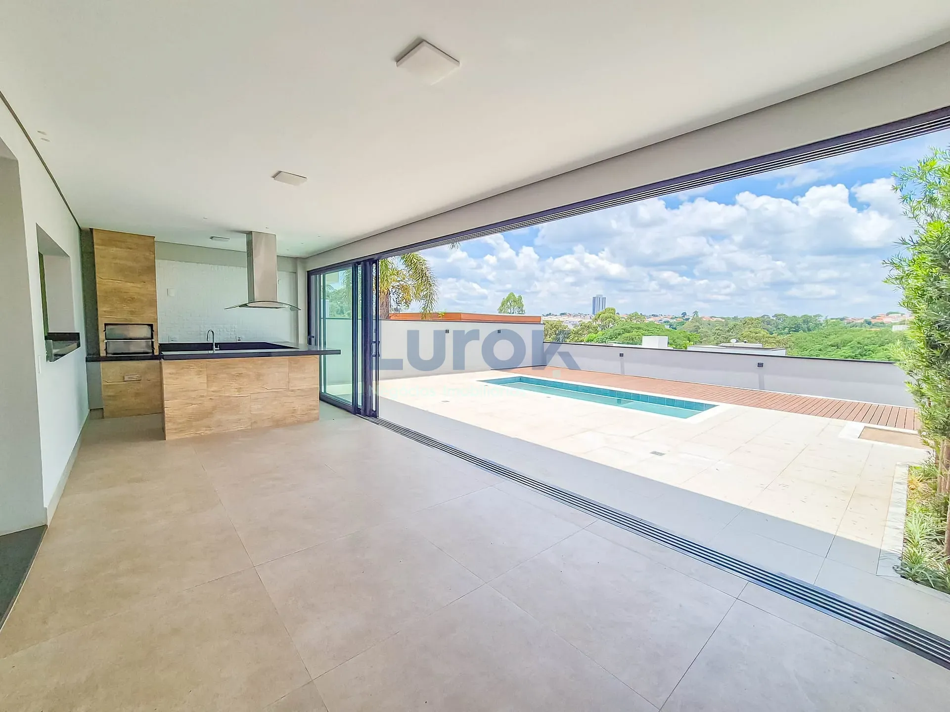 Casa, 3 quartos, 245 m² - Foto 30