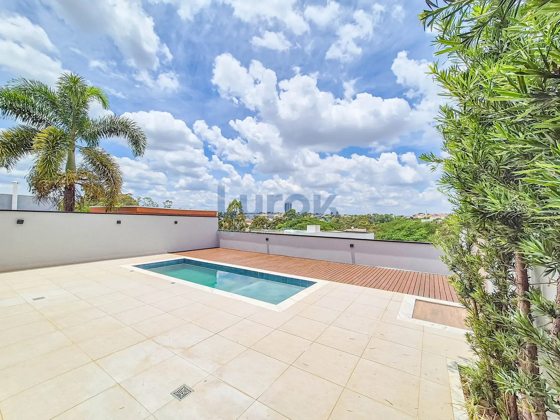 Casa, 3 quartos, 245 m² - Foto 32