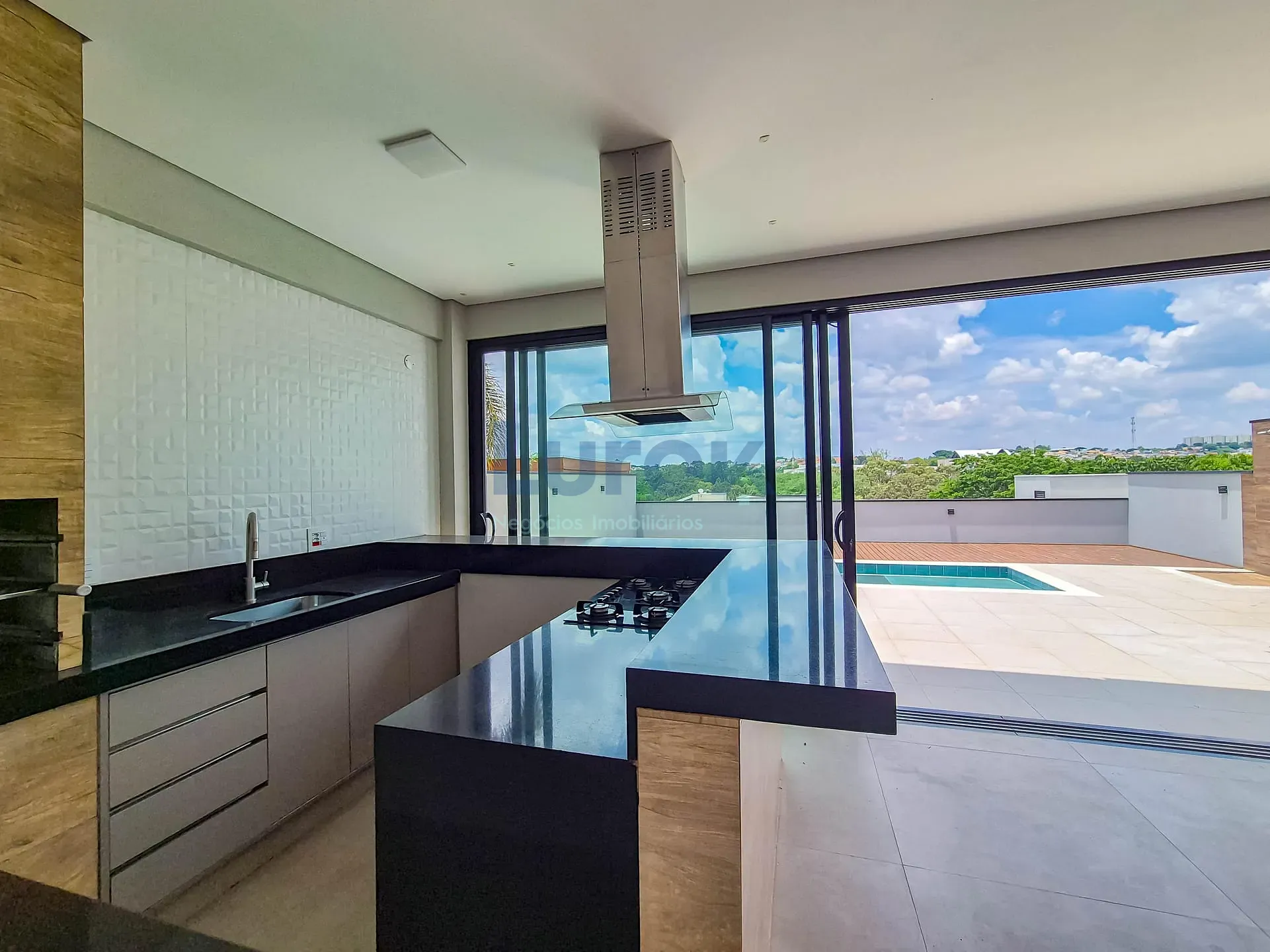 Casa, 3 quartos, 245 m² - Foto 28