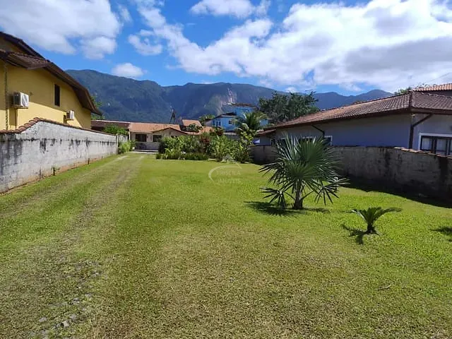 Casa com 504m² 1 quarto e 1 banheiro, à venda, no bairro Morada da Praia em Bertioga