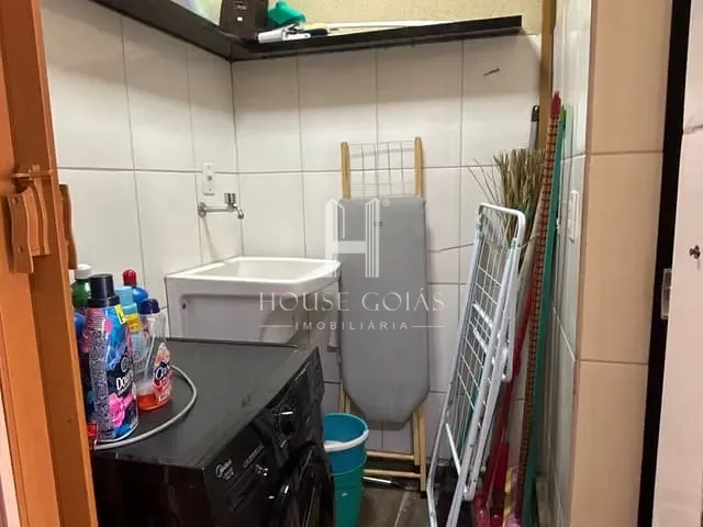 Casa com 361m² 3 quartos e 1 banheiro, à venda, no bairro Moinho dos Ventos em Goiânia