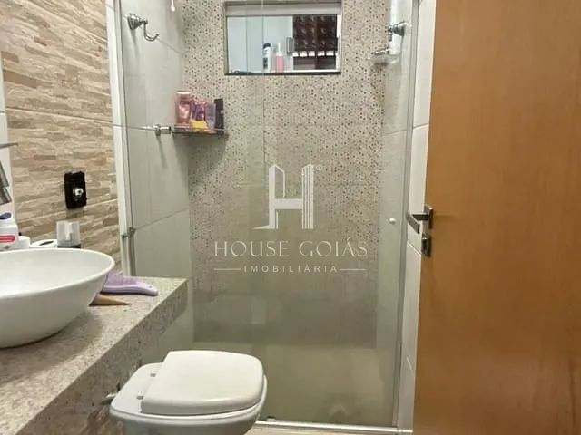 Casa com 361m² 3 quartos e 1 banheiro, à venda, no bairro Moinho dos Ventos em Goiânia
